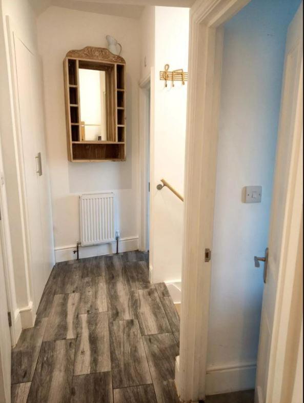 Stylish 2-Bed Flat, Quick Access To London Sights Apartment Exterior photo