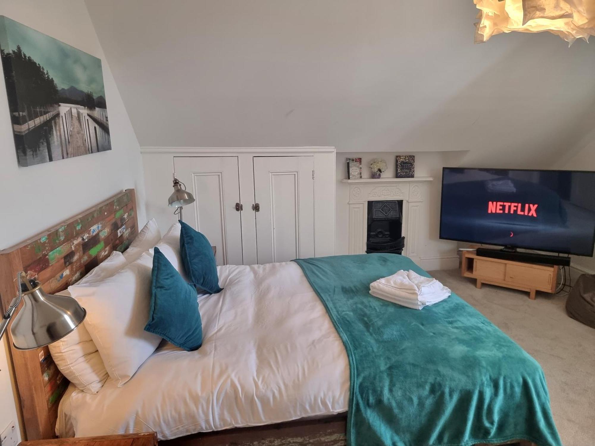 Stylish 2-Bed Flat, Quick Access To London Sights Apartment Exterior photo